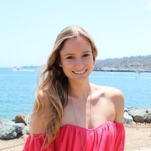 Meet your Posher, Aline